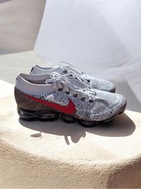 Nike Air VaporMax Flyknit in the 'Heritage OG' colorway 10.5